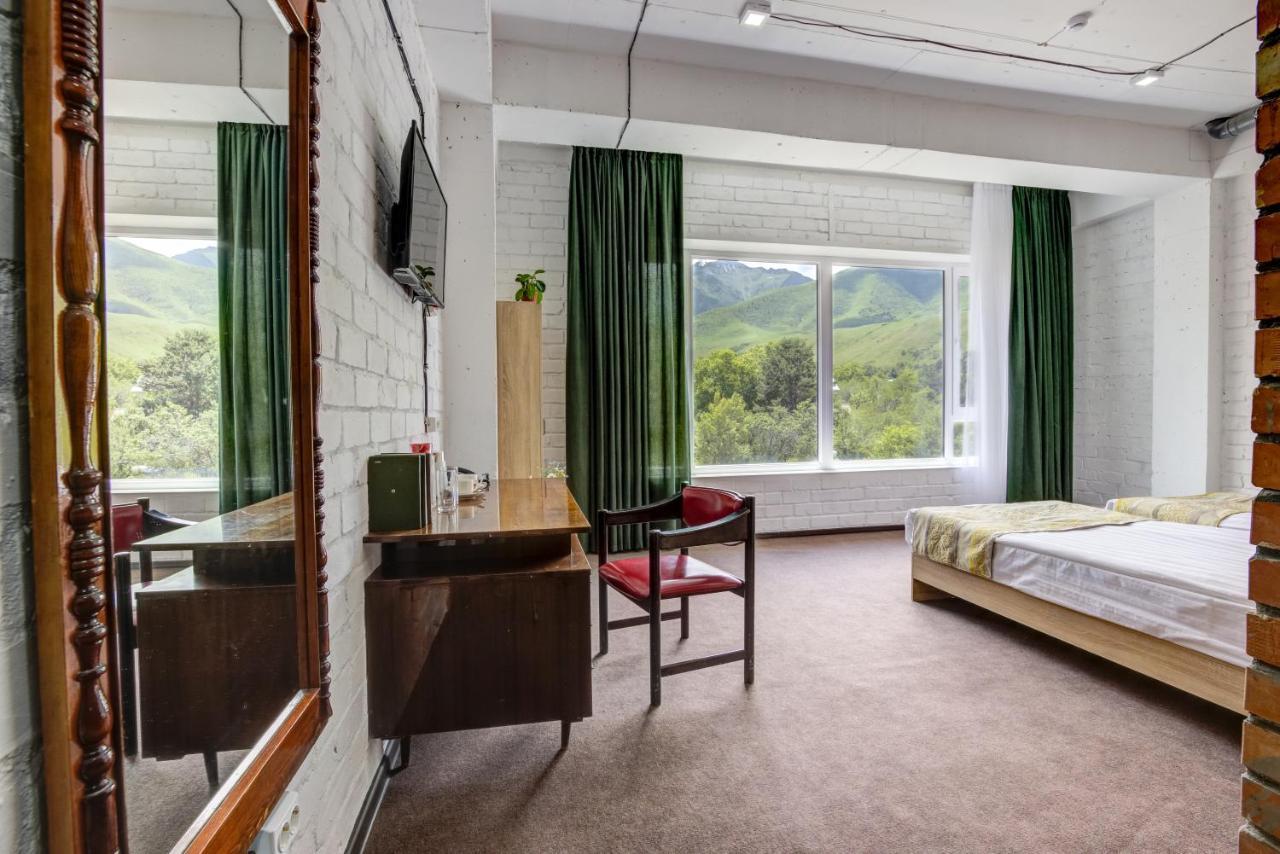 Olive Ala-Archa Hotel & Spa Verkhnyaya Alaarcha Kültér fotó
